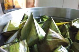 Takjil Berbuka Puasa Ramadan dari Riau: Es Laksamana Mengamuk dan Lapek Bugih – Ramadan.Tempo.co
